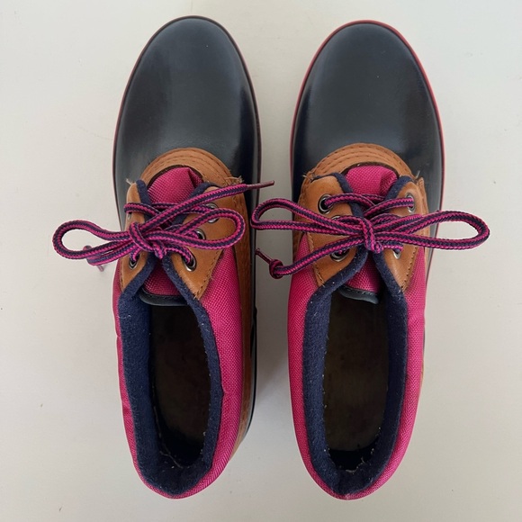 G. H. Bass & Co Calgary Waterproof Rain Duck Boots in Navy/Pink, size 9 - Picture 2 of 12